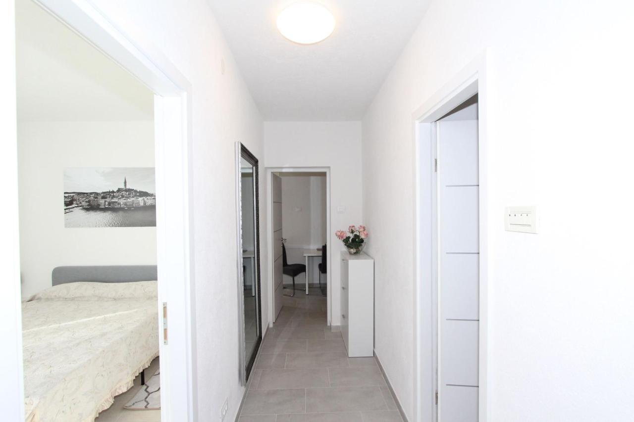 Apartment Stellina Rovinj Exterior photo
